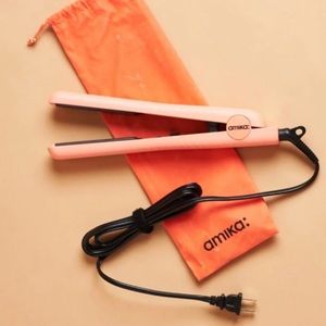 | Amika | Amika Straightener